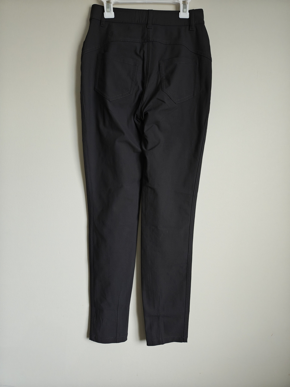 lululemon athletica Grey 🩶 Straight-Leg Pants Size 2 - Picture 4 of 12